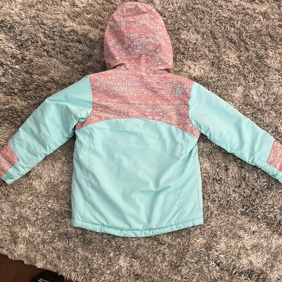 Girls size S Winter coat. - Picture 2 of 2